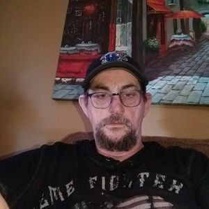 Meet your Posher, Raymond